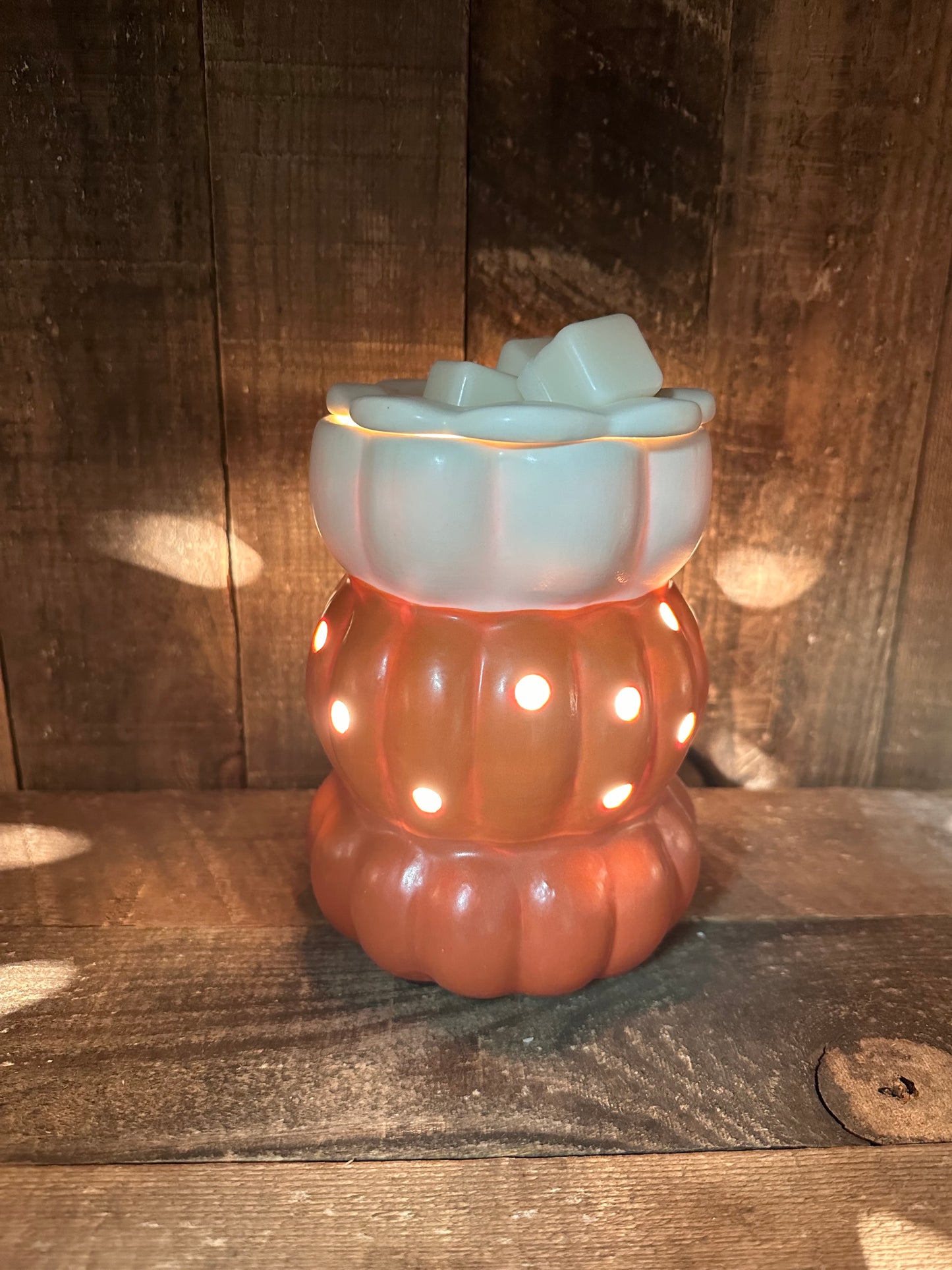 Stacked Pumpkins Wax Melter Fall Halloween Essential Oil Warmer