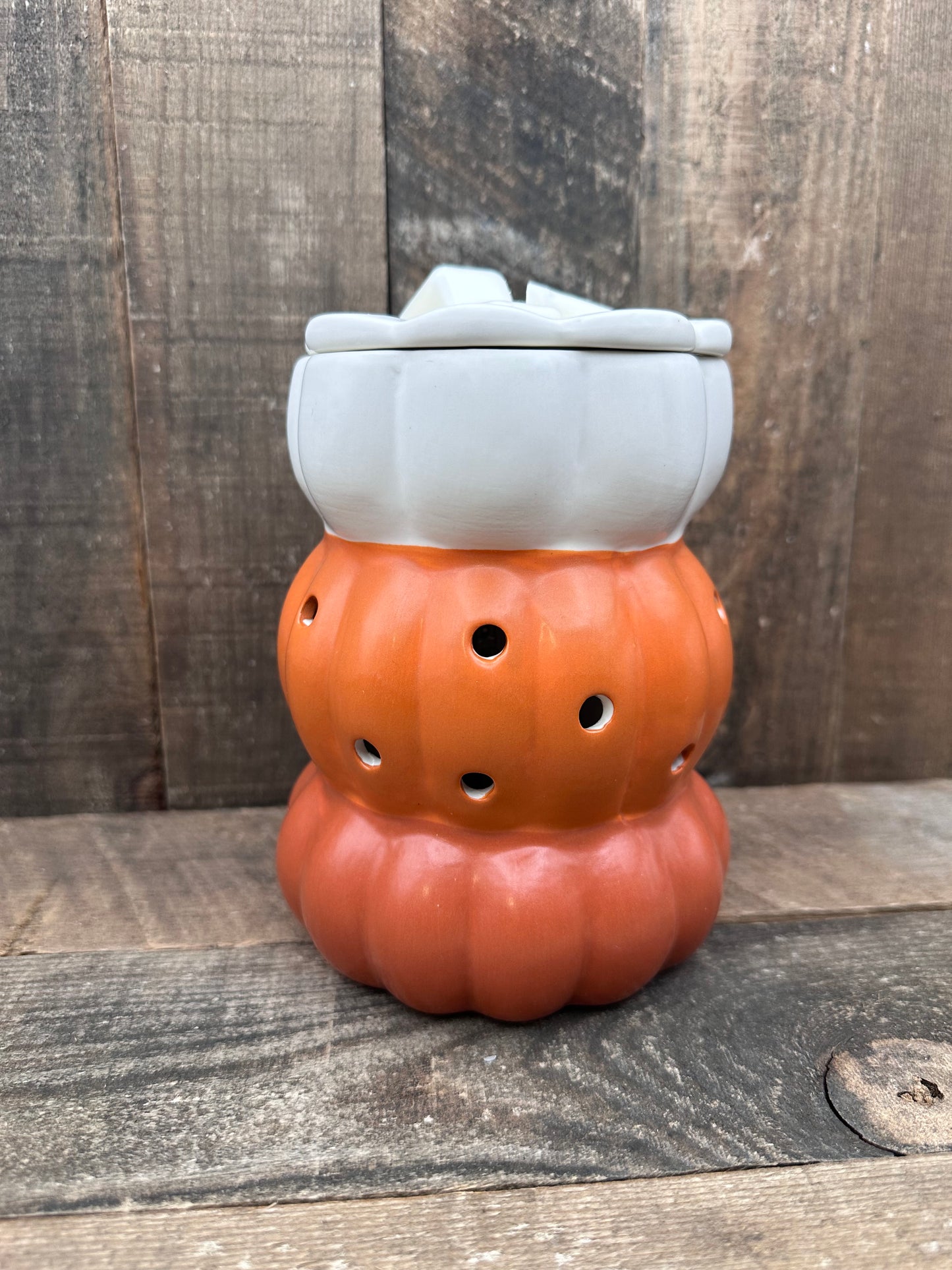 Stacked Pumpkins Wax Melter Fall Halloween Essential Oil Warmer