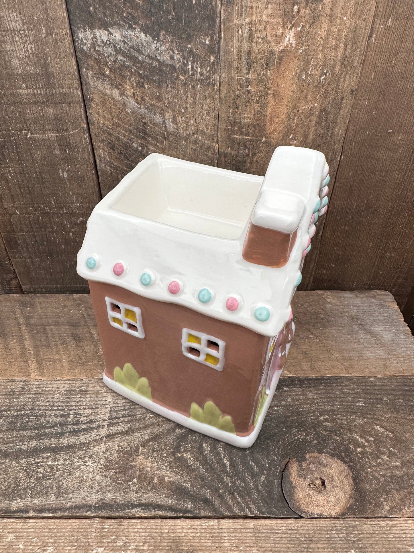 Gingerbread house Wax Melter Pastel Winter Christmas Essential Oil Warmer