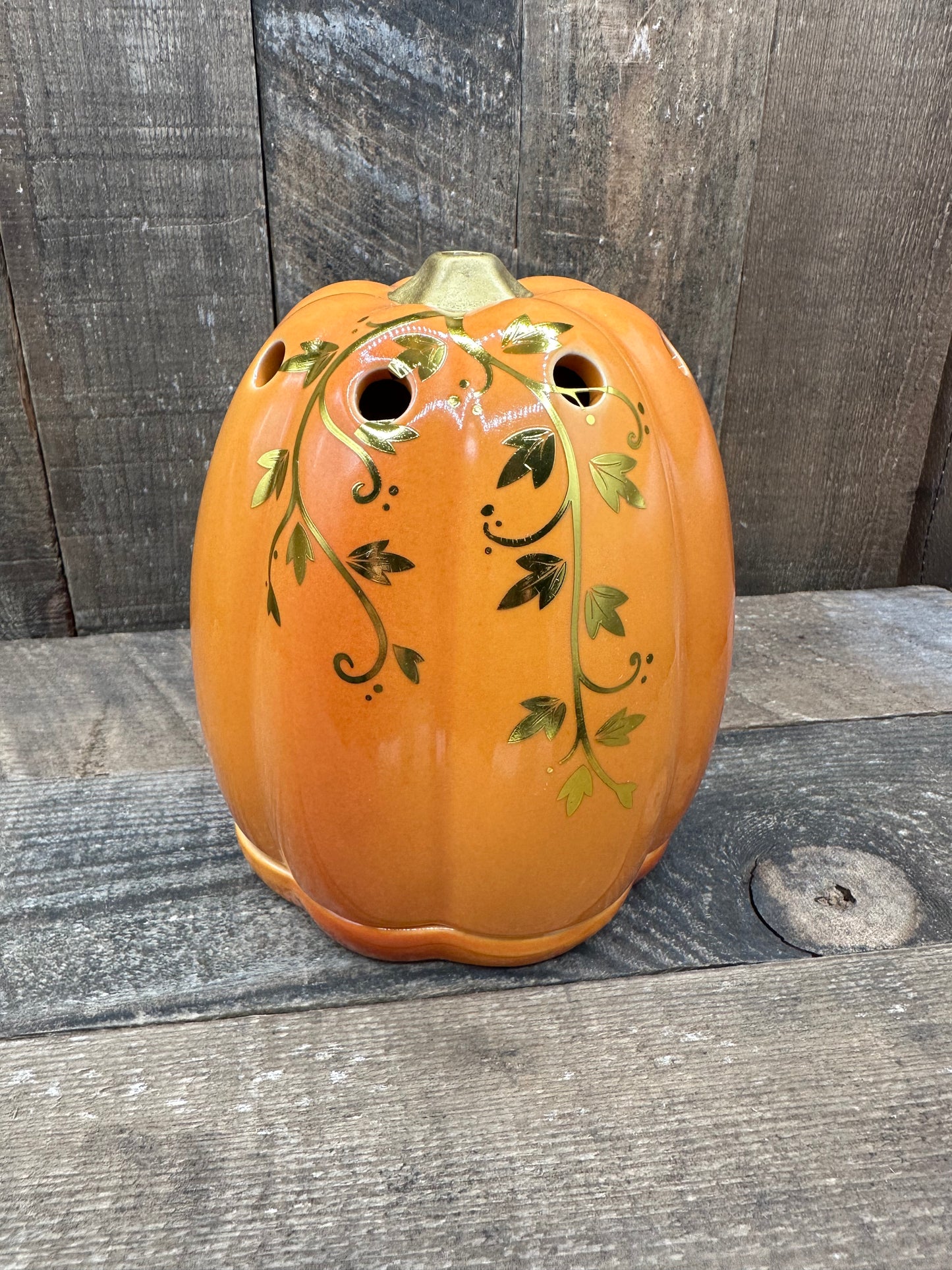 Pumpkin Wax Melter Fall Halloween Gold Swirls Essential Oil Warmer