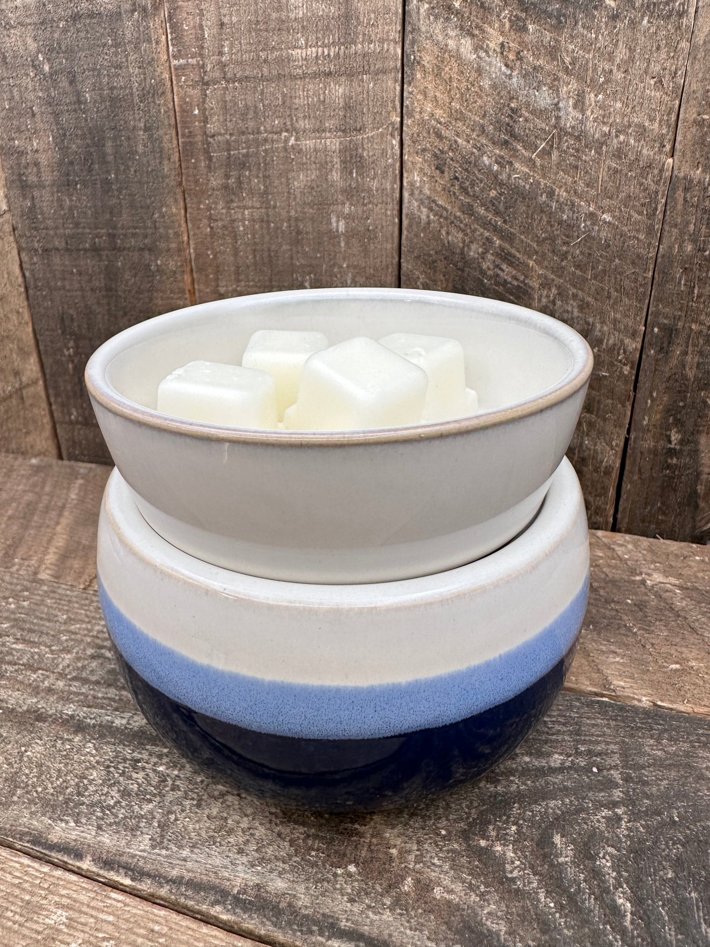 Blue and White Ceramic Wax Melter Essential Oil Tart Warmer Candle Hot Plate