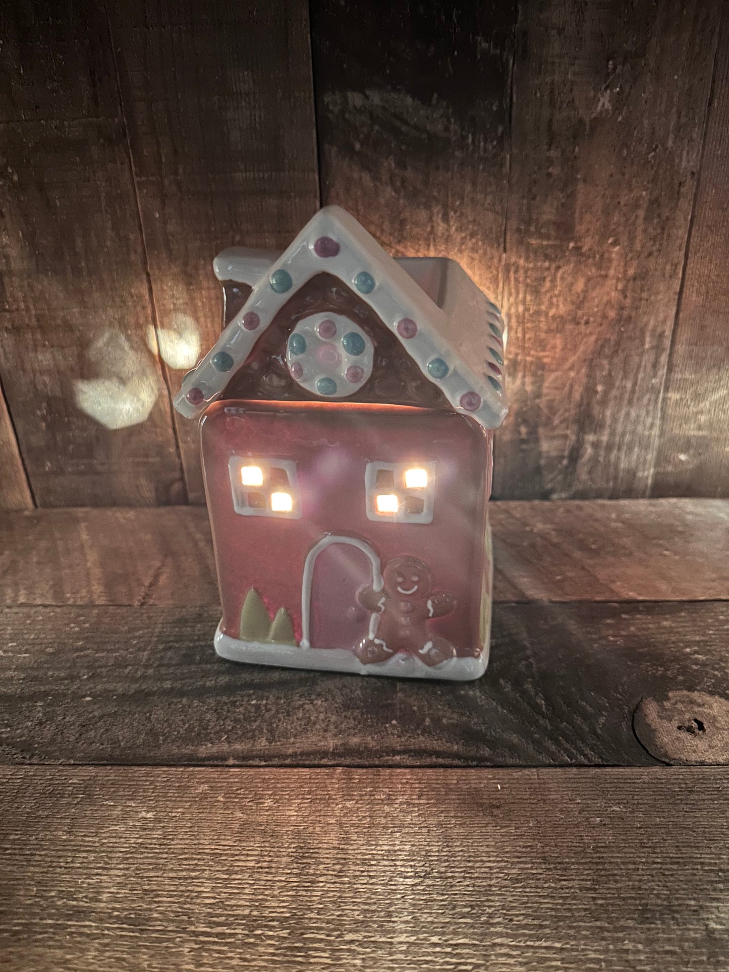 Gingerbread house Wax Melter Pastel Winter Christmas Essential Oil Warmer