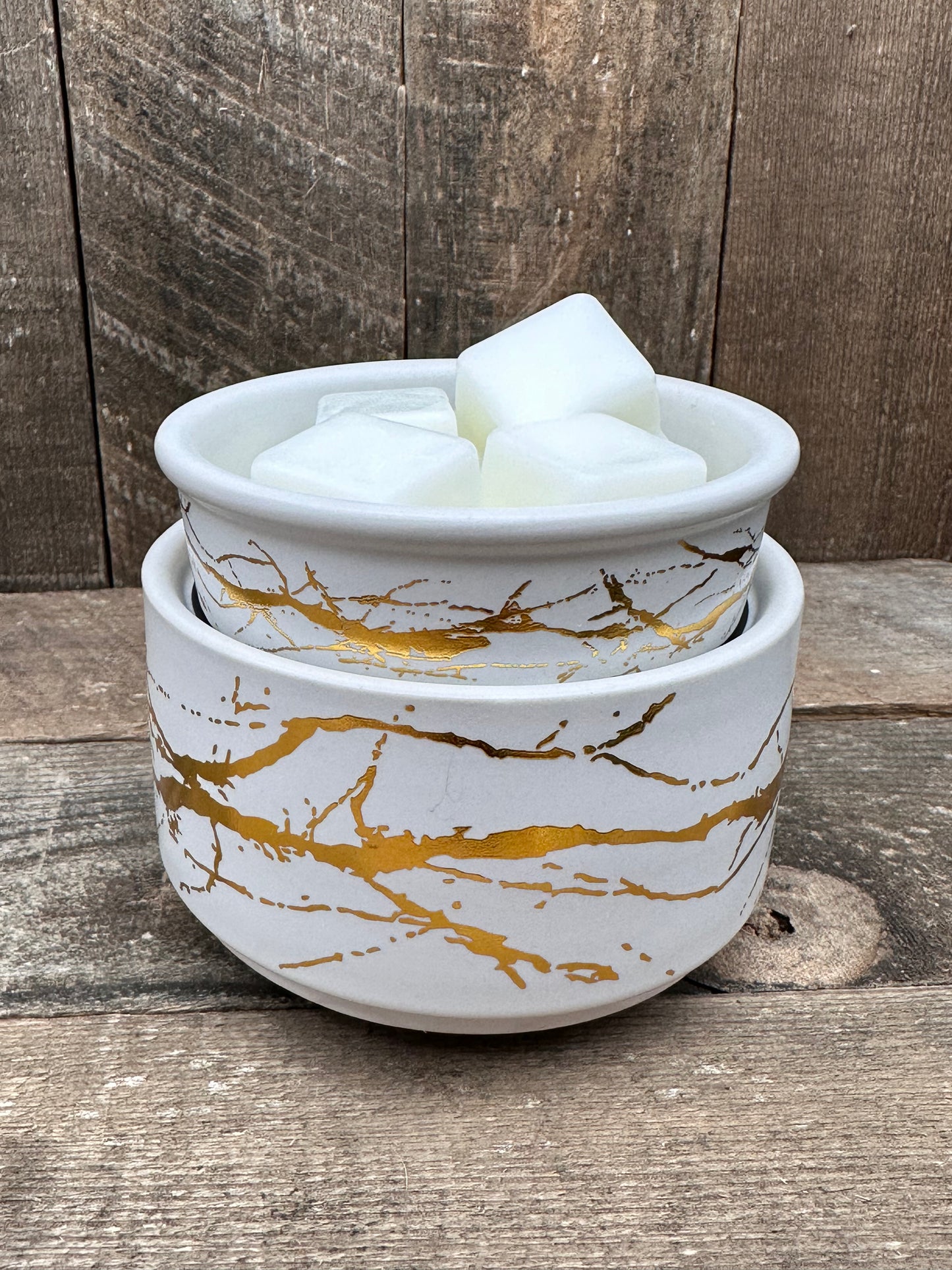 White and Gold Wax Melter Candle Warmer Modern Essential Oil Hot Plate