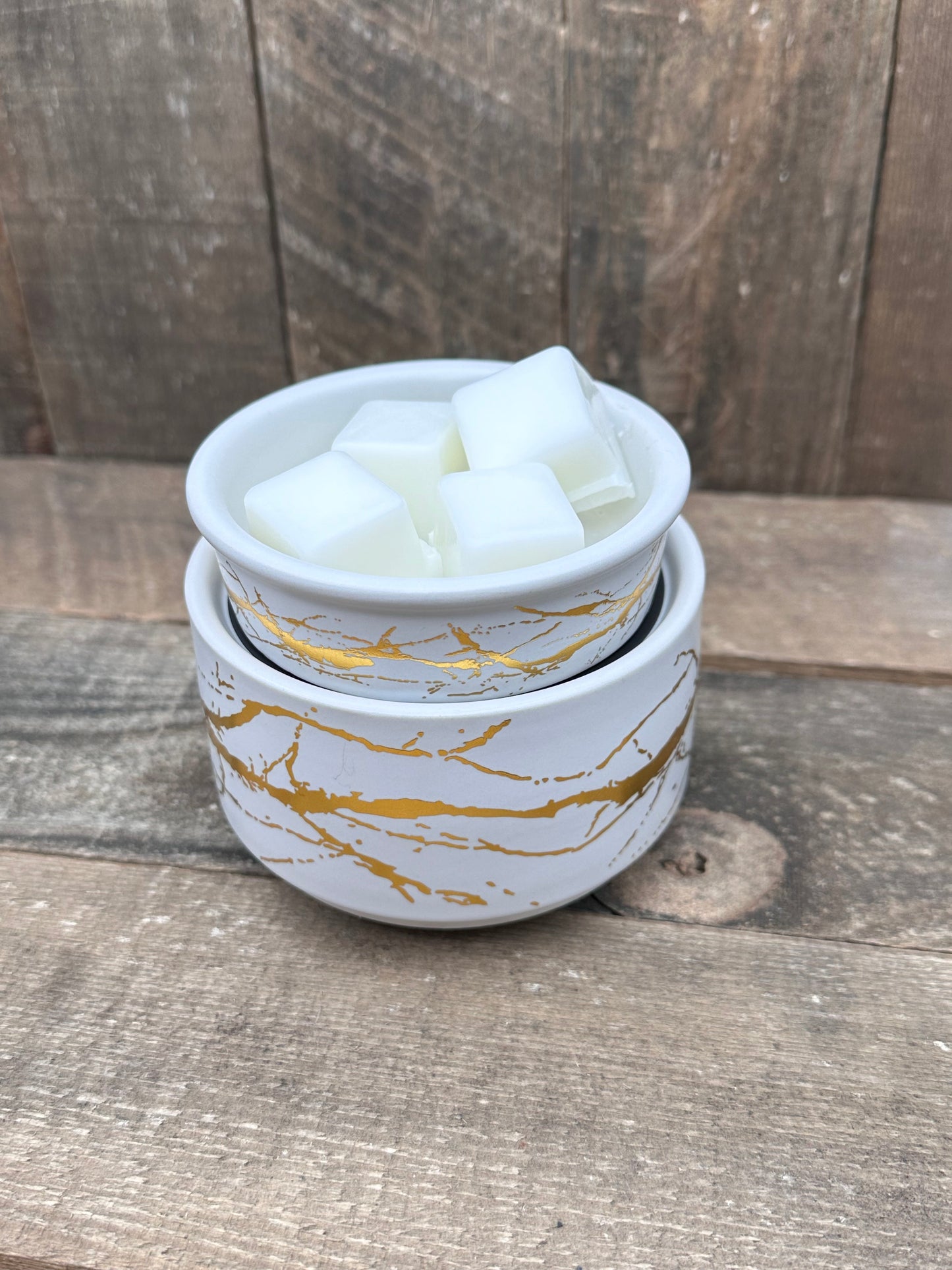 White and Gold Wax Melter Candle Warmer Modern Essential Oil Hot Plate