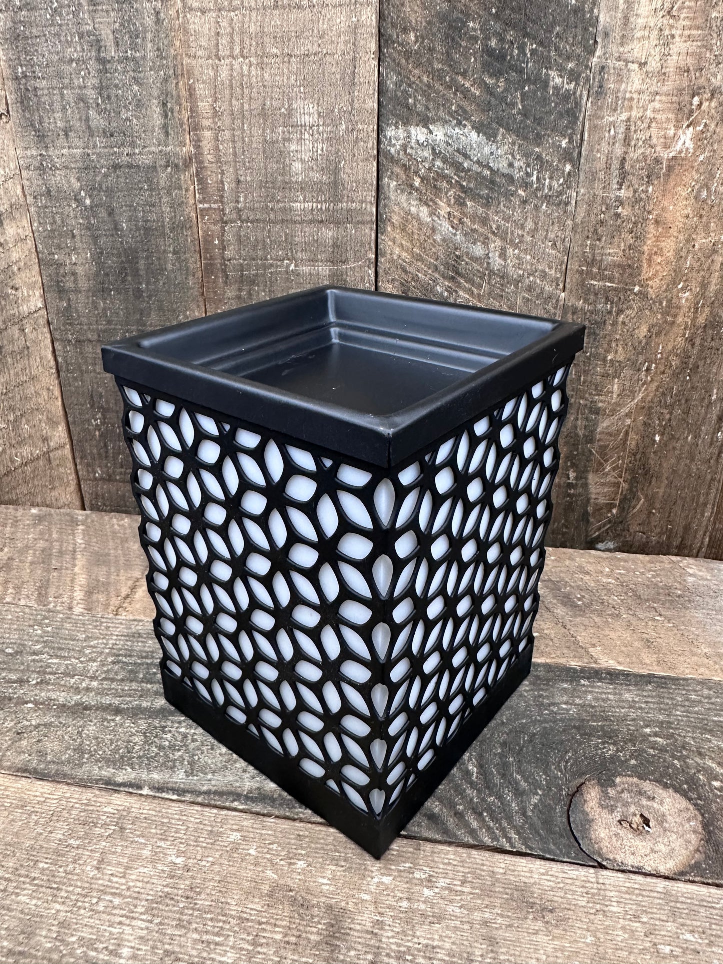 Woven Design Square Light Up Wax Melter Candle Warmer Modern Essential Oil